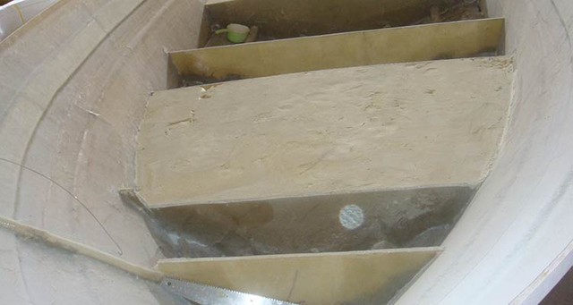 アンダーデッキ-フォーム付き浮揚-十分に安全-決して沈まない