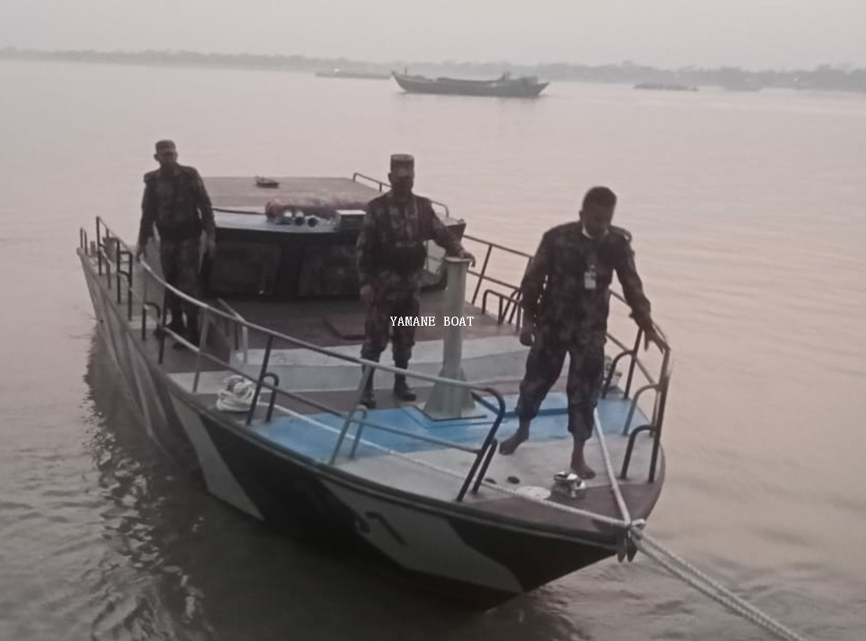 11.5mアルミ巡視パイロットボート 