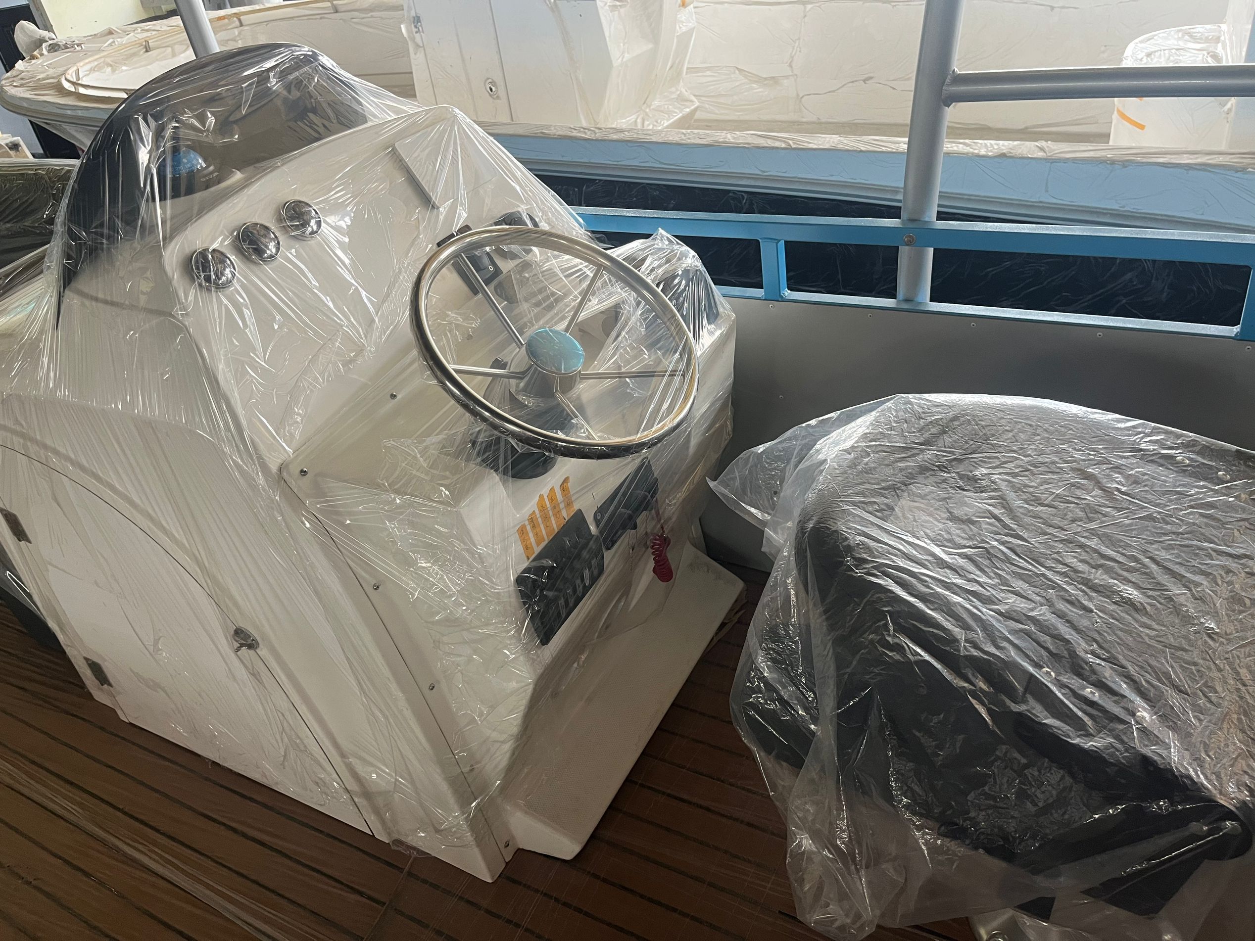 アルミニウム製ポンツーンと住宅および作業船