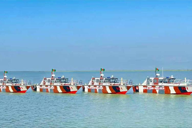 ファイバーグラスとアルミニウムのパトロール パイロット レスキュー 警察 軍の救急車 政府とグループのための作業船1