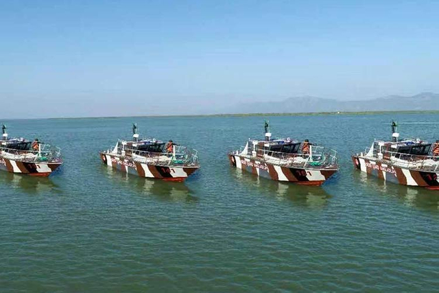 グラスファイバーとアルミニウムのパトロール パイロット レスキュー 警察 軍の救急車 政府とグループのための作業船