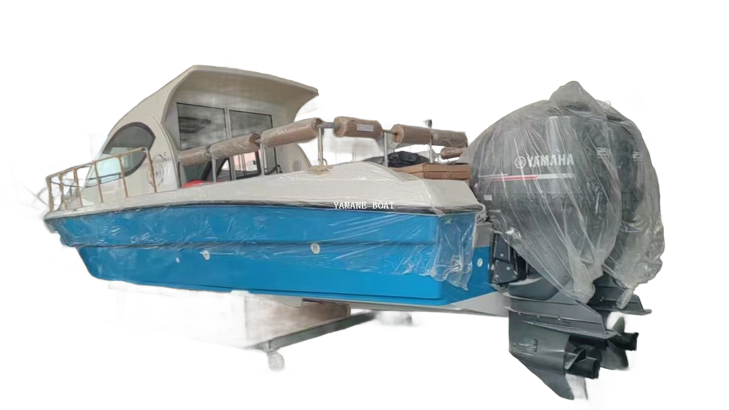 32 フィートのグラスファイバー製キャビン ボート